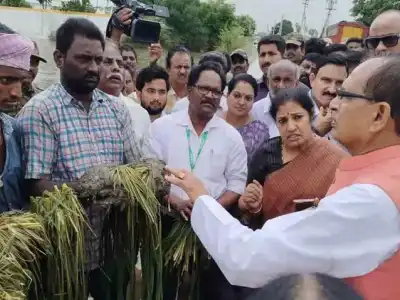 Union Minister Shivaraj Singh Chauhan Visits Flood-Affected Farmers in Krishna District