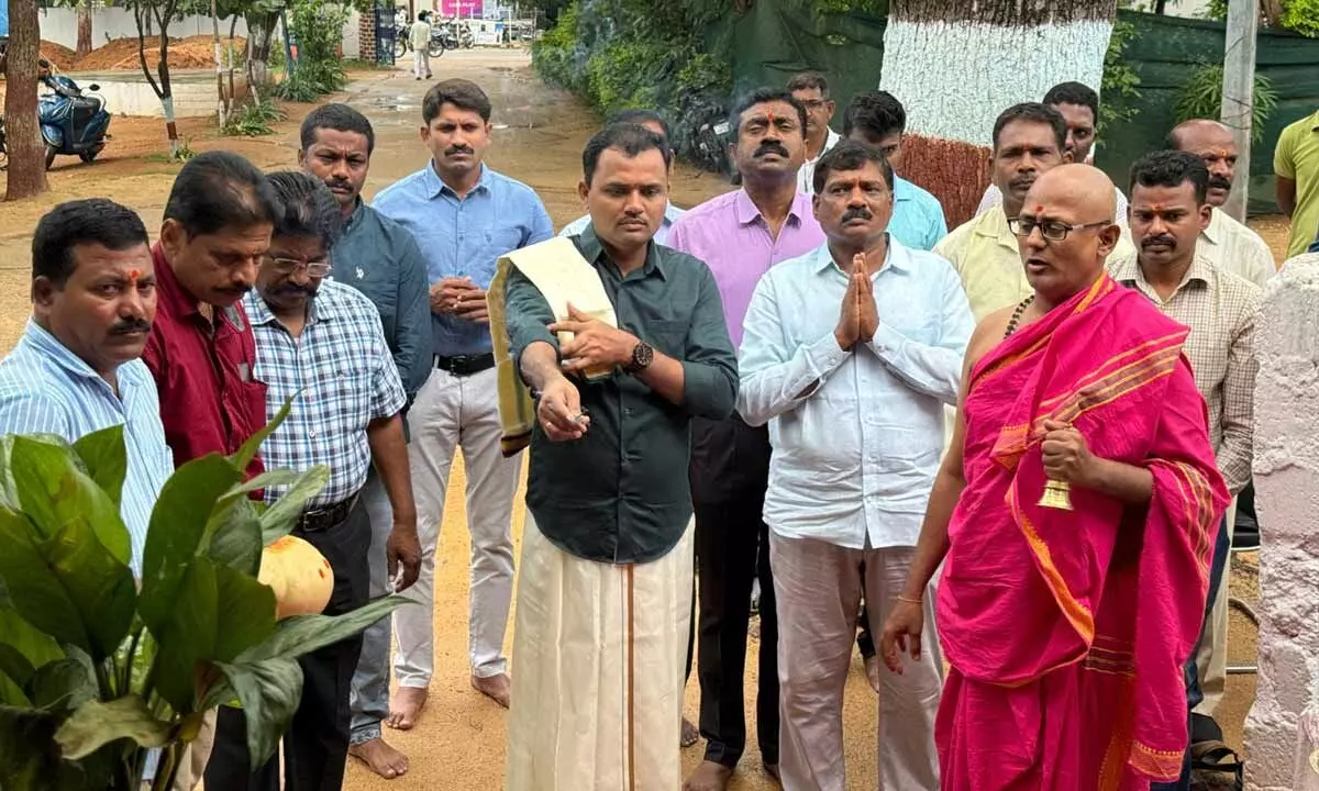 Ayudha Puja Celebrations Conducted at Nagarkurnool Police Headquarters Under the Leadership of SP Gaikwad