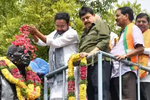 BJP Honors Sardar Patel with Tributes on Ekta Diwas