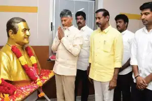 Chandrababu cautions TDP leaders to avoid repeating YCP’s errors