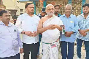 Chilkur Priest Pays Visit to Muthyalamma Temple