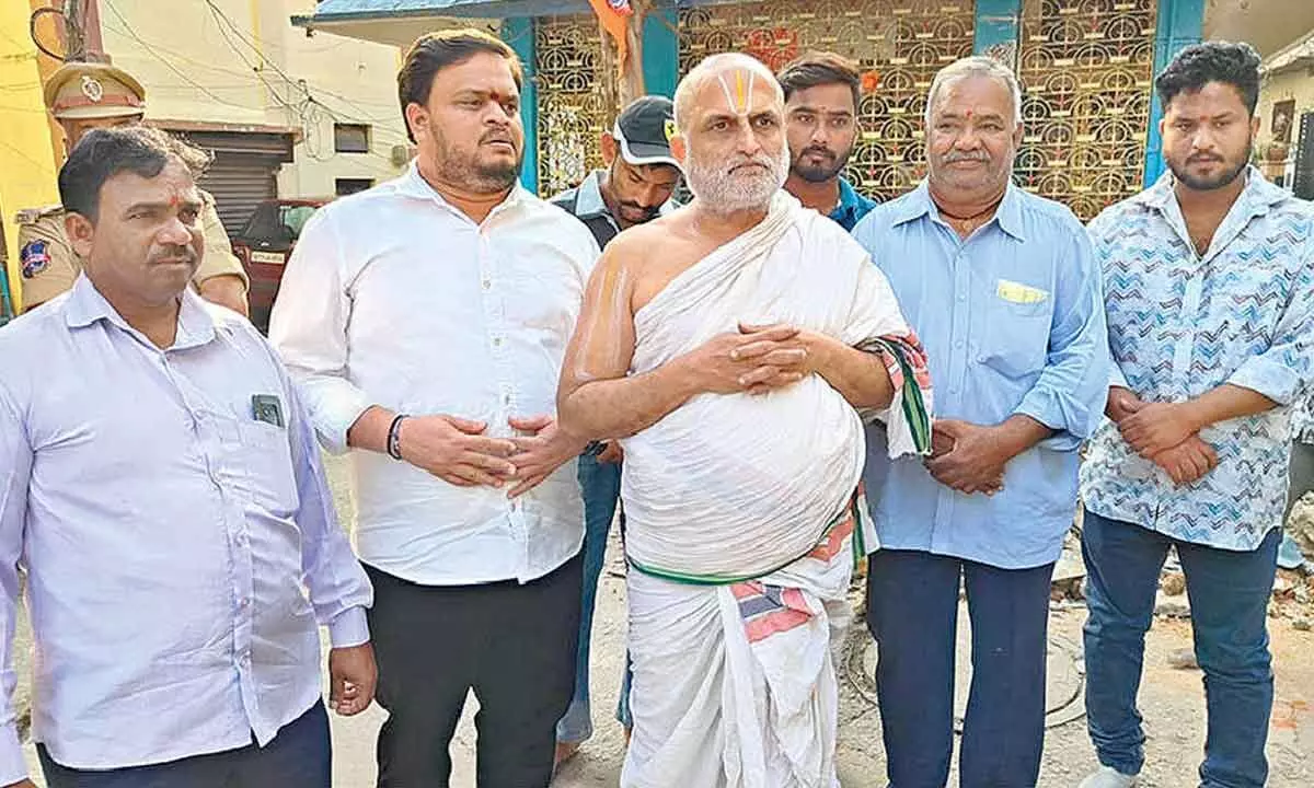 Chilkur Priest Pays Visit to Muthyalamma Temple