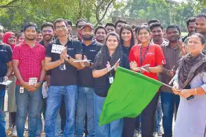 DBS Tech Rewards Employees with a Botanical Garden Experience