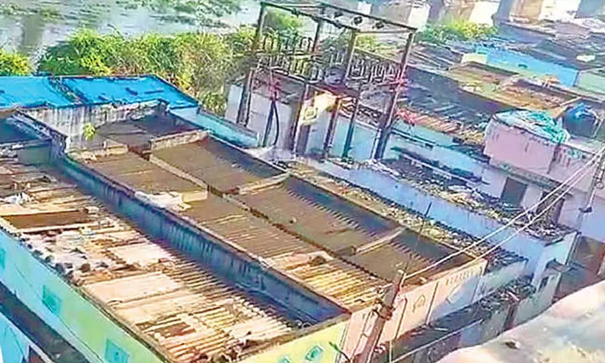 Demolition Work Commences on Musi Riverbed