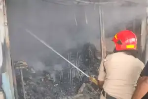 Fire breaks out in hardware shop, causing Rs 50 lakh in damages