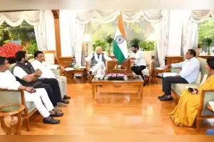 Hyderabad CSMP to Join AMRUT 2.0: CM Revanth Reddy Urges Union Minister Khattar for Support on Metro Rail Phase 2