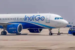 Indigo Flight Grounded at Shamshabad Airport Due to Technical Glitch; Passengers Face 5-Hour Delay