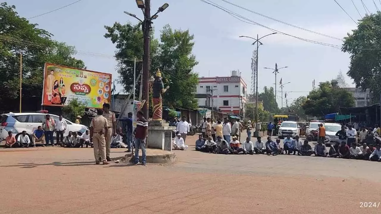 Kagaznagar: Lorry Operators Escalate Protest