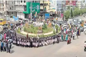 Large-Scale Student Protest Rally Takes Place