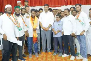 Numerous BRS Leaders Defect to Congress