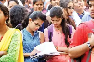 Private Colleges Continue Closure