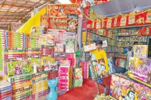 Rachakonda Police to Grant Licenses for Firecracker Shops
