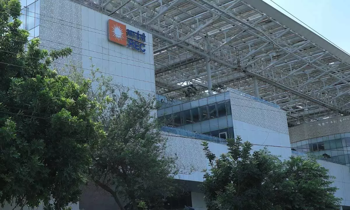 REC’s Profit Surges to ₹7,448 Crore