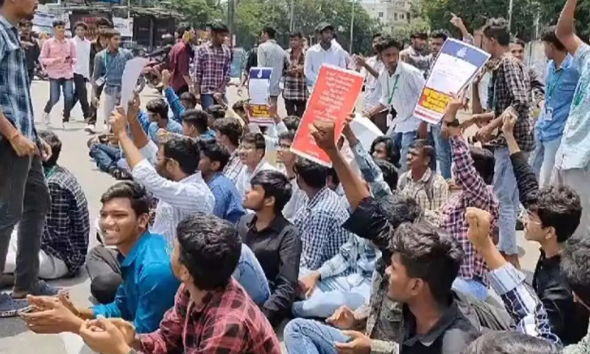 Students Rally Against Registration and Certification Problems at Amrut Medical Science College