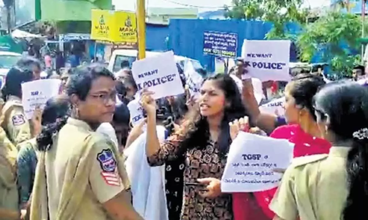 Tensions Escalate at Telangana Secretariat Amid Protest by Constables’ Families