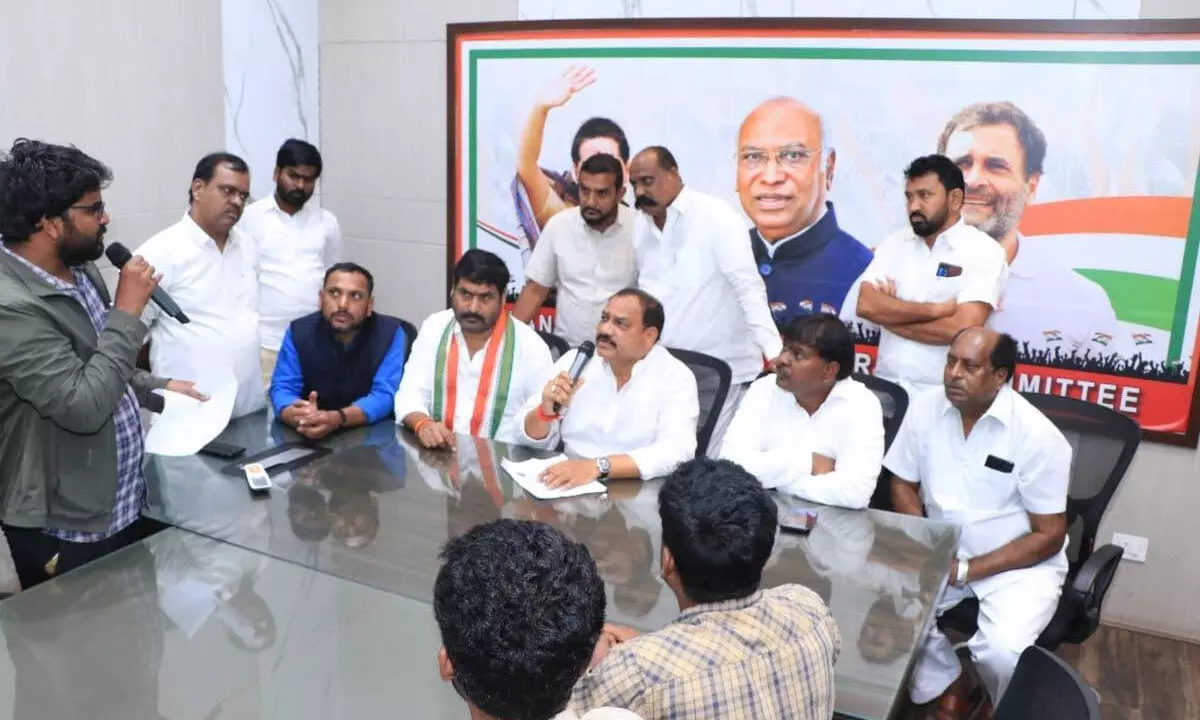 TPCC Dismisses BRS Allegations, Calls for Dialogue with Group-I Representatives