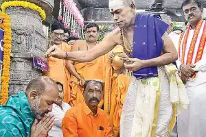 Union Minister Bandi Sanjay performs puja at Rajanna Temple