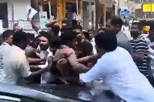 Youth Congress Leaders Halt KTR’s Convoy