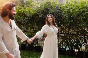 Akhil Akkineni Gets Engaged to Zainab Ravdjee, Nagarjuna Shares the Happy News