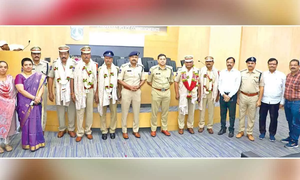 Avinash Mohanty Honors Retiring Police Officers