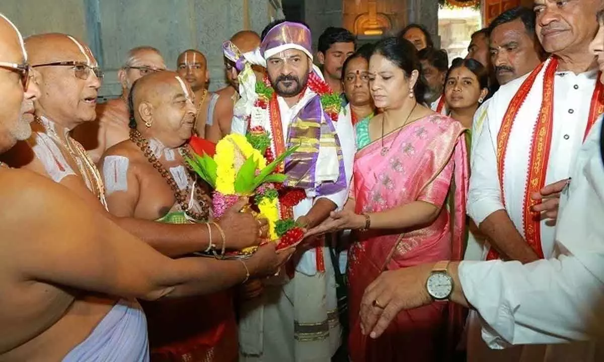 CM Announces New Plans to Form Trust Board for Yadadri