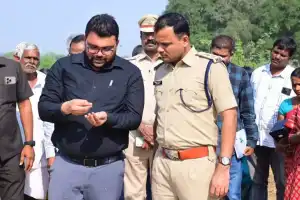 Collector Badavath Santhosh Announces Rs 500 Bonus Per Quintal on Fine Paddy, Over and Above MSP