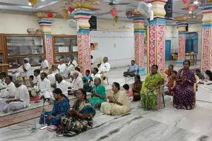 Devotees Observe Satyasai Vratams with Deep Devotion