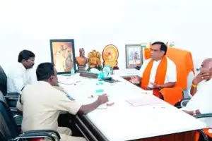 Dhanpal Intensifies Call for Eviction of Squatters from Footpaths