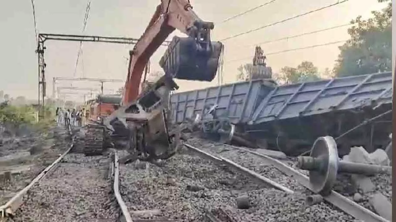 Experts Raise Concerns Over Poor Track Maintenance and Infrastructure Gaps