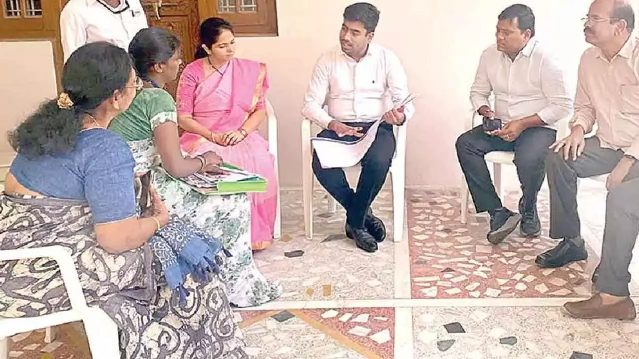 Hyderabad: Families Frustrated as Enumerators Record Details with Pencils