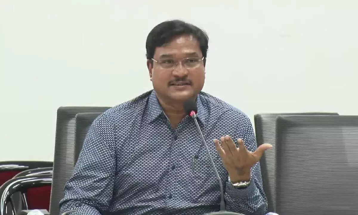 HYDRA Commissioner Pays Visit to Ameenpur Municipality