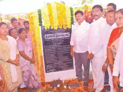 Indiramma Beneficiaries to Receive Rs 5 Lakh in 4 Phases: Ponguleti