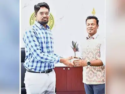 JNTUH Registrar Meets with District Collector