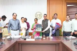 Konda Surekha urges officials to prioritize scientific eco-tourism development