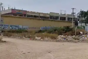 Poor Hygiene and Mismanagement at Aiza Bus Stand Trouble Commuters