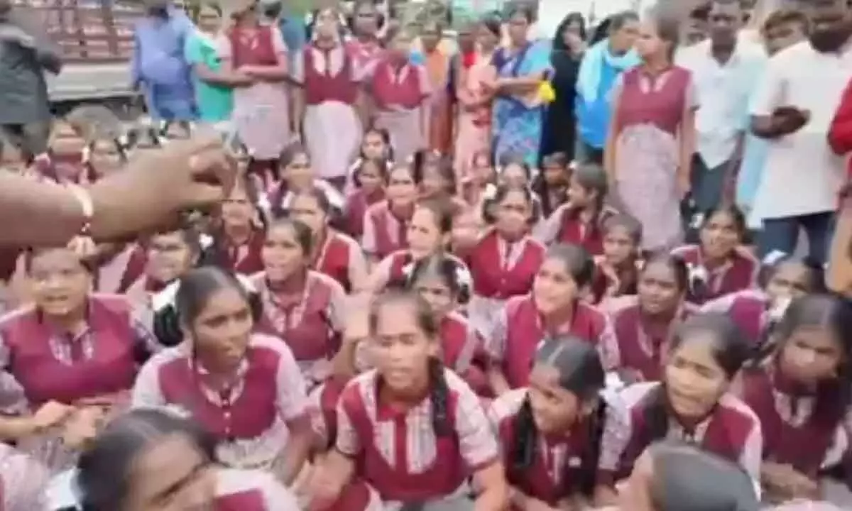 RR District Gurukul Students Stage Highway Blockade