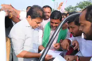 RRR displaced families seek help from KTR