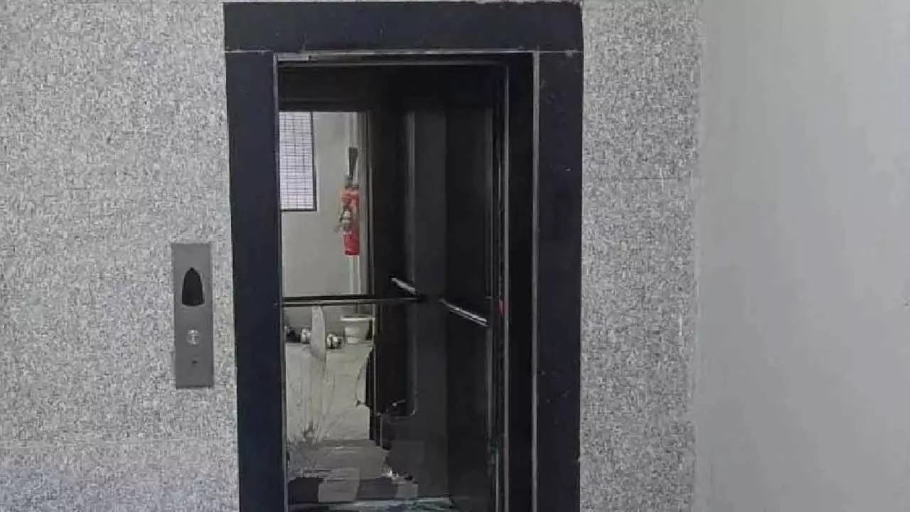 Six injured in elevator crash at Bahadurpura apartment