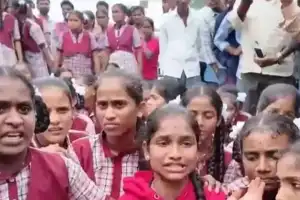 “Students Frustrated by Cracker Ban”