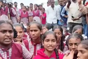 Students Protest on Hyderabad-Vijayawada Highway Over Poor School Conditions in Ranga Reddy District