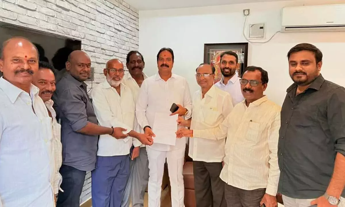 V Jagadishwar Goud Reviews Development in Serilingampalli