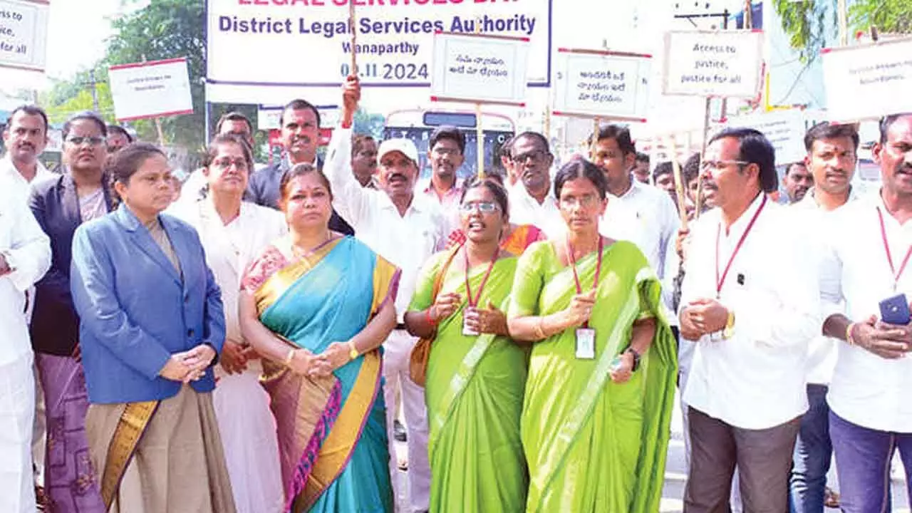Wanaparthy: Rally Held to Commemorate ‘National Legal Services Day’