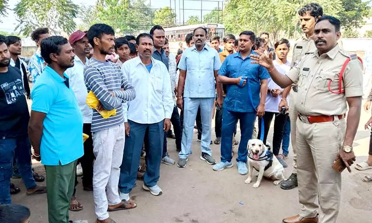 Youths Urged to Avoid the Dangers of Drug Addiction