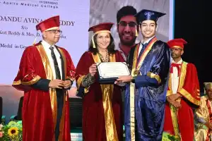 Apollo Medical College celebrates top-performing students at convocation