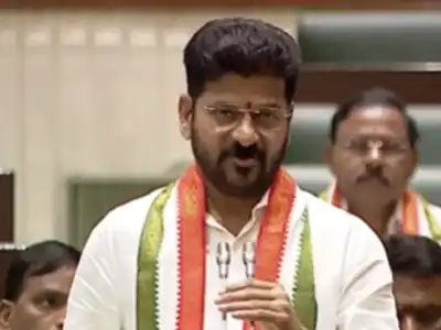 CM Revanth Reddy Pays Heartfelt Tribute to Telangana Mother Statue