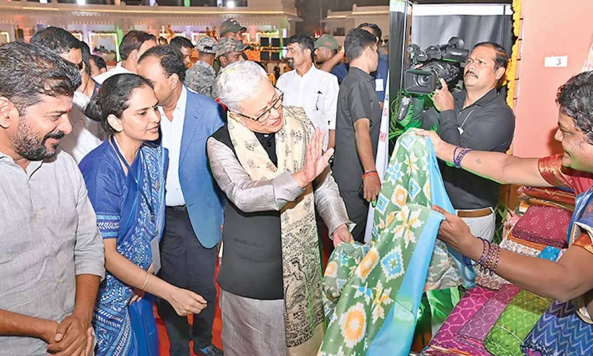 CM unveils plan to support SHGs in competing with big businesses