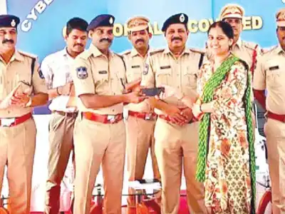 Cyberabad Police recover mobile phones worth ₹3.30 crore