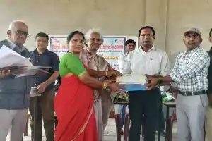 DEO Ramesh Kumar Hands Out Science Kits to Teachers