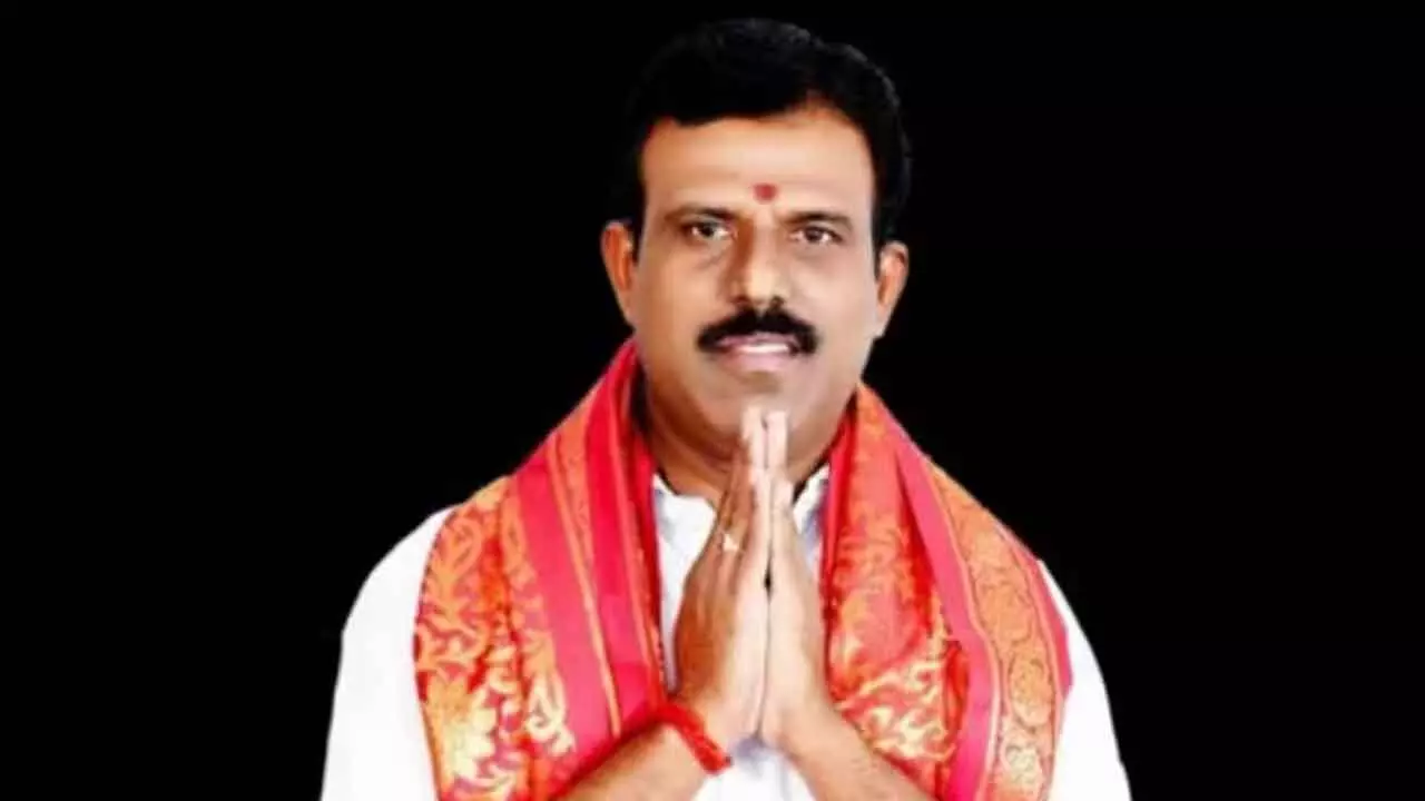 Devarakadra MLA Madusudhan Reddy Calls for Real-Life Heroism, Responds to Allu Arjun’s Remarks