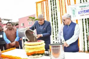 Dhankhar urges youth to pursue farming and related activities